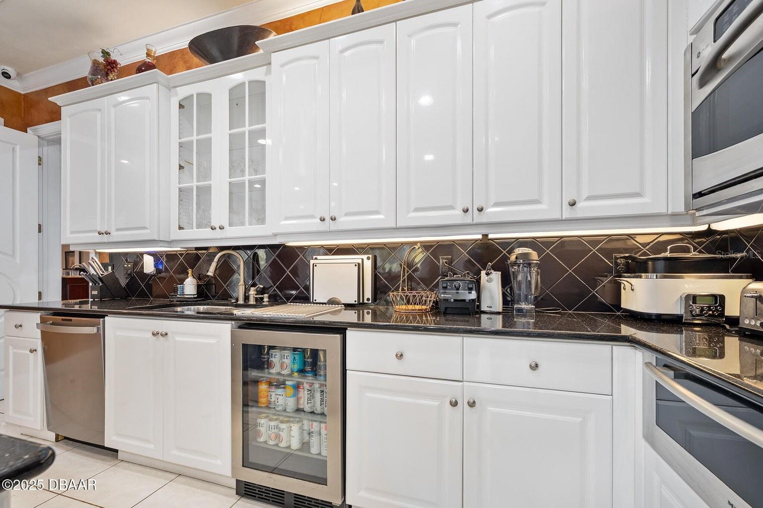 602 TOMOKA AVE, ORMOND BEACH, FL, 32174