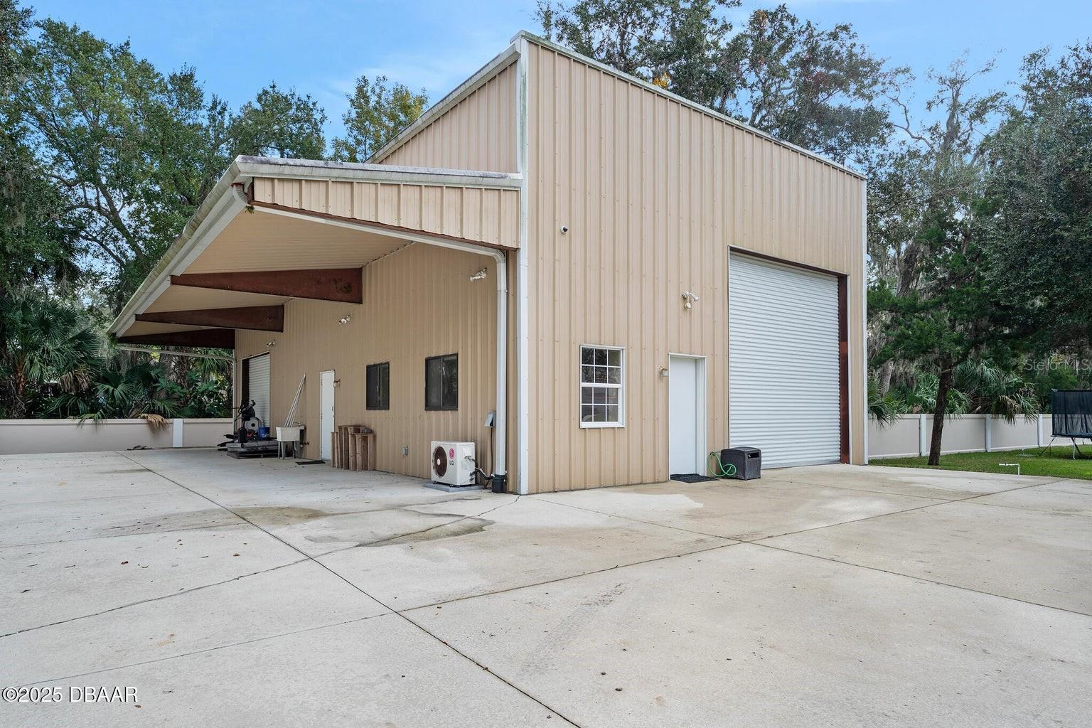 602 TOMOKA AVE, ORMOND BEACH, FL, 32174