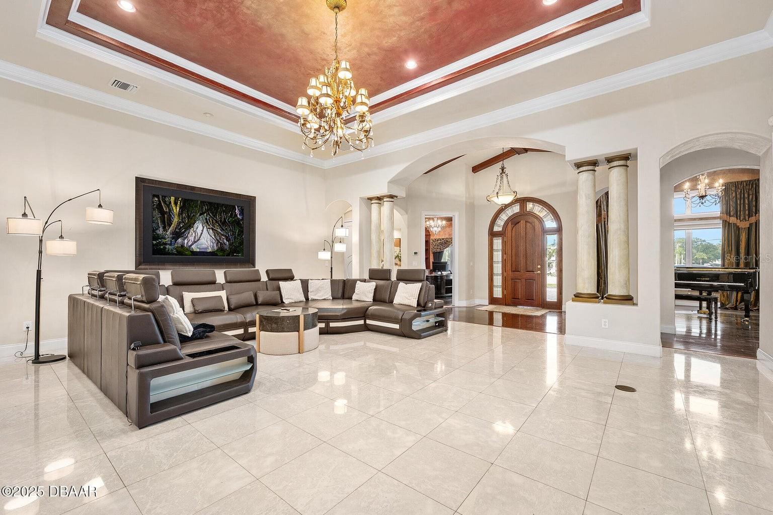 602 TOMOKA AVE, ORMOND BEACH, FL, 32174