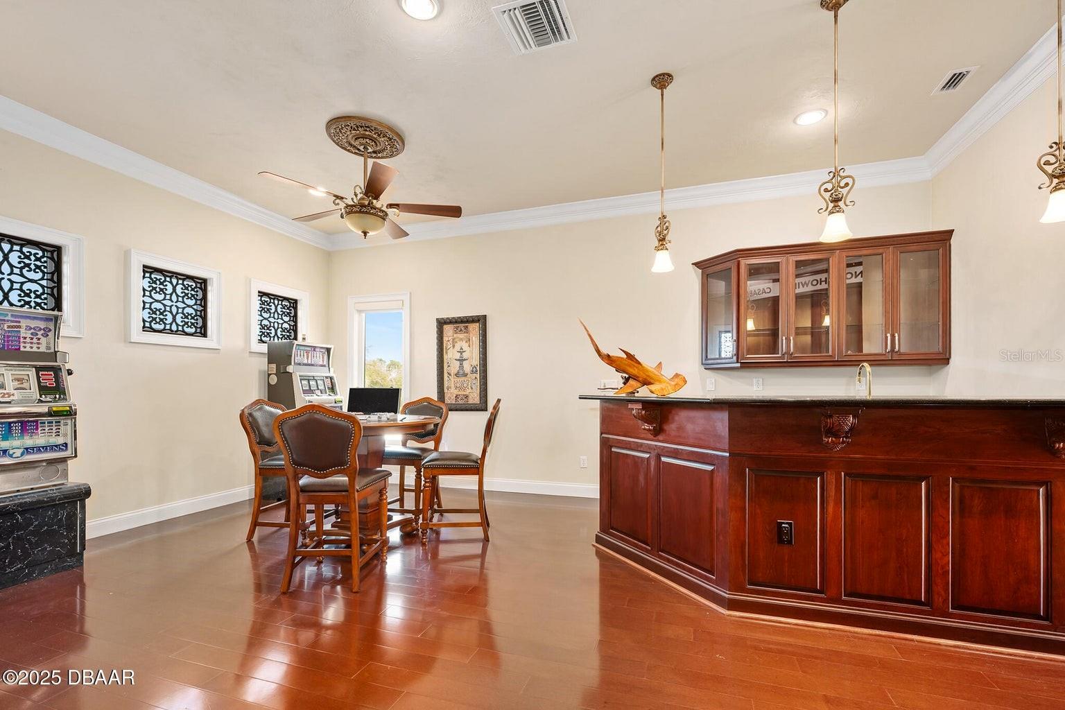 602 TOMOKA AVE, ORMOND BEACH, FL, 32174