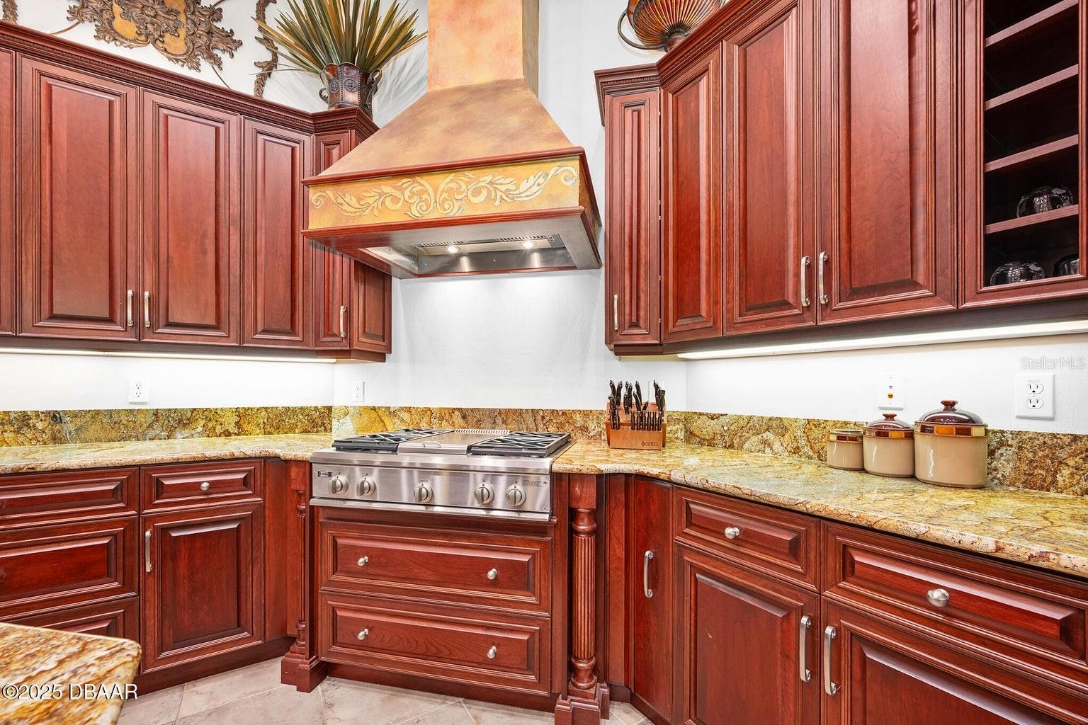602 TOMOKA AVE, ORMOND BEACH, FL, 32174