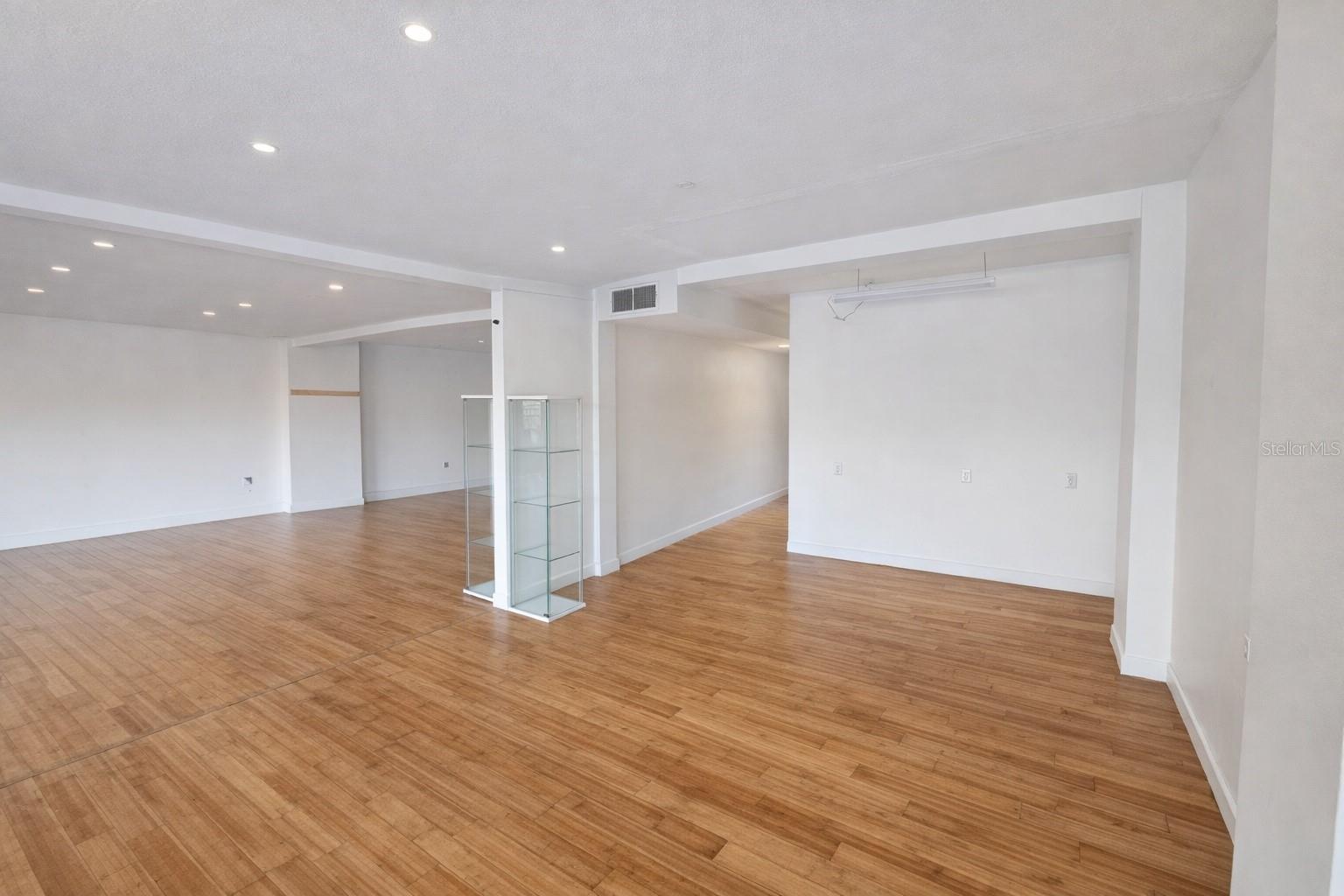 6480 CENTRAL AVE, ST PETERSBURG, FL, 33707