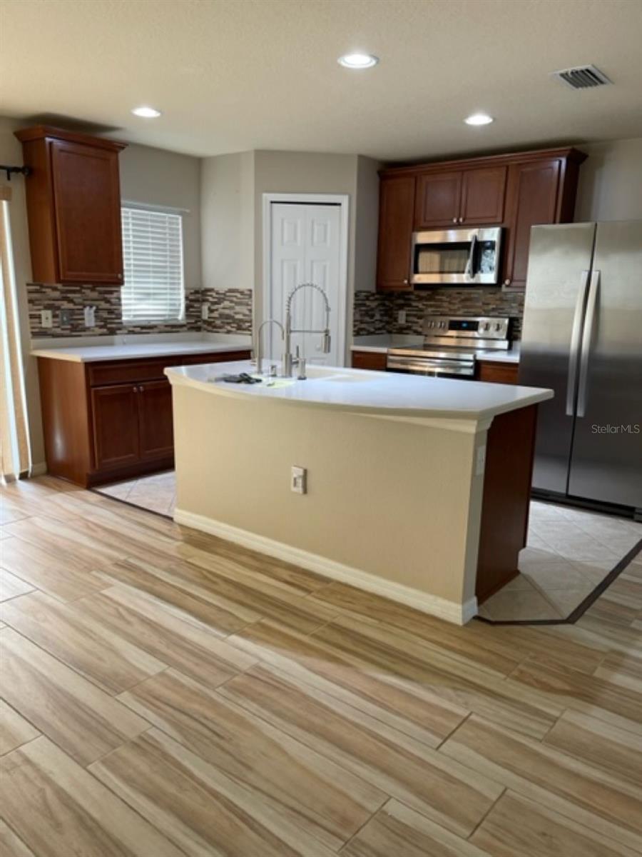 2950 WILLOWLEAF LN, WESLEY CHAPEL, FL, 33544