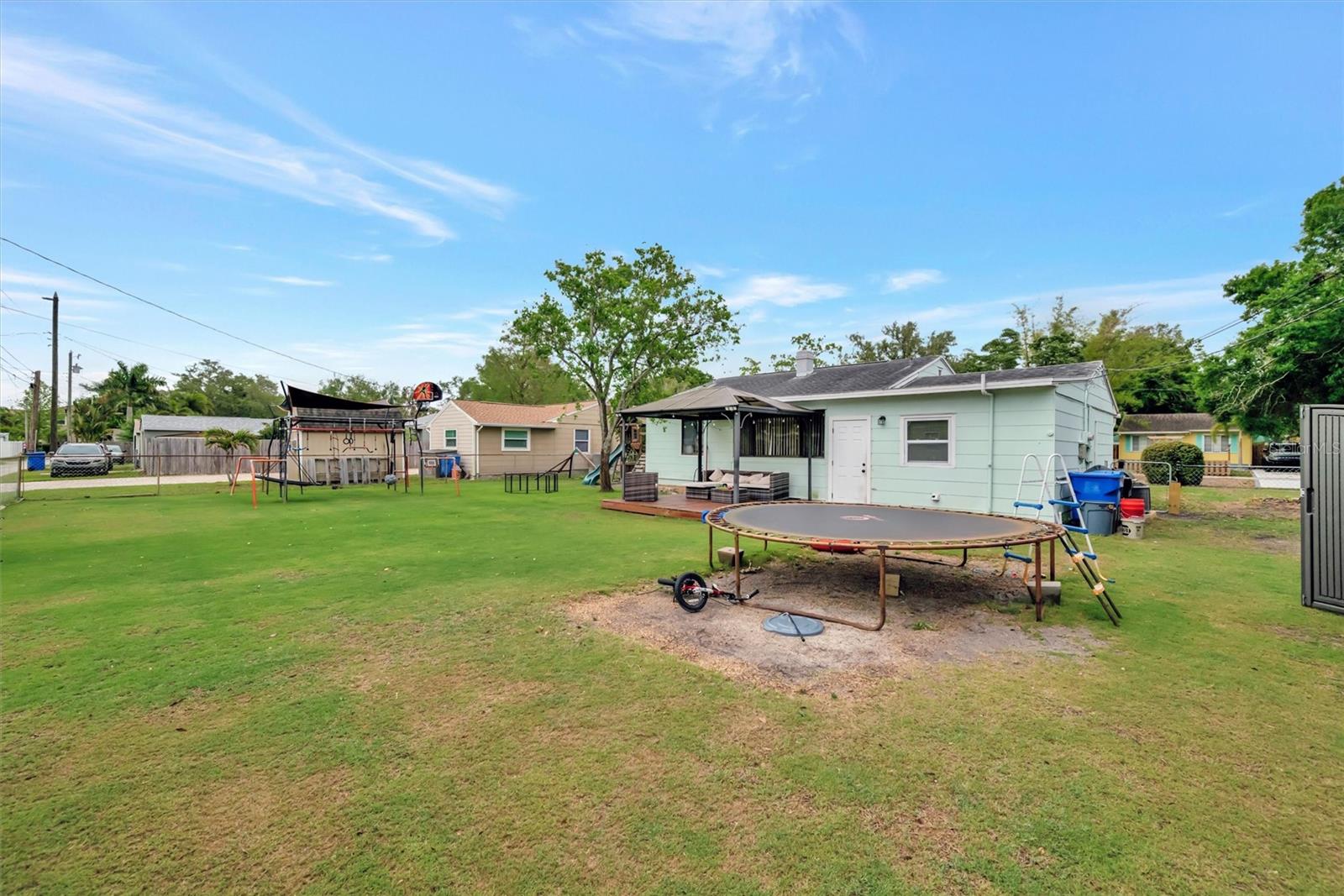 751 53RD AVE N, ST PETERSBURG, FL, 33703