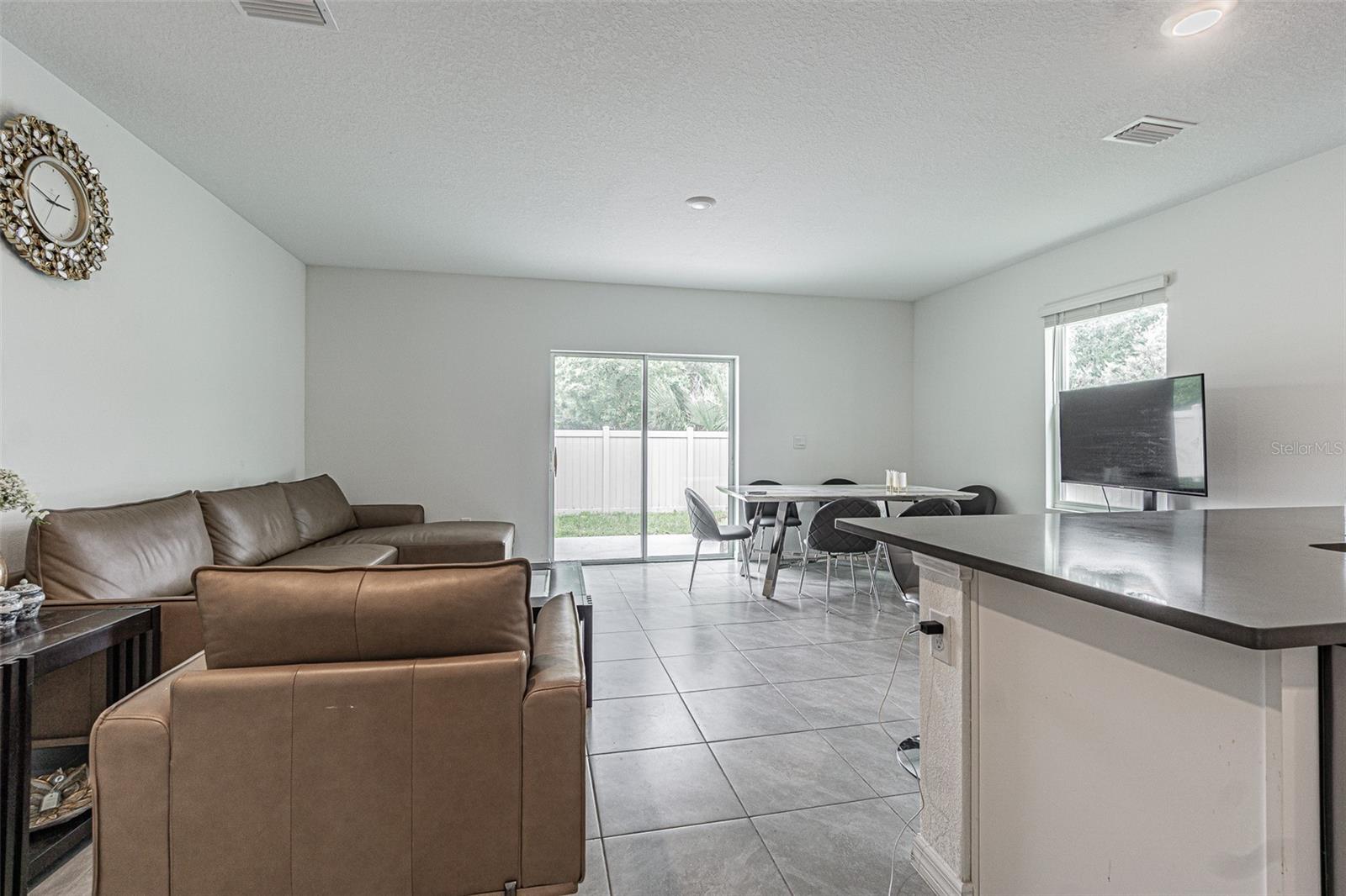 6358 SOPHIE OAKS CT, TAMPA, FL, 33610