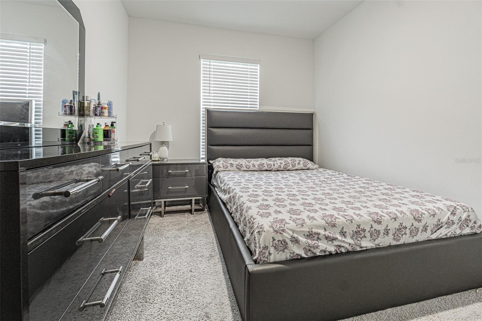 6358 SOPHIE OAKS CT, TAMPA, FL, 33610