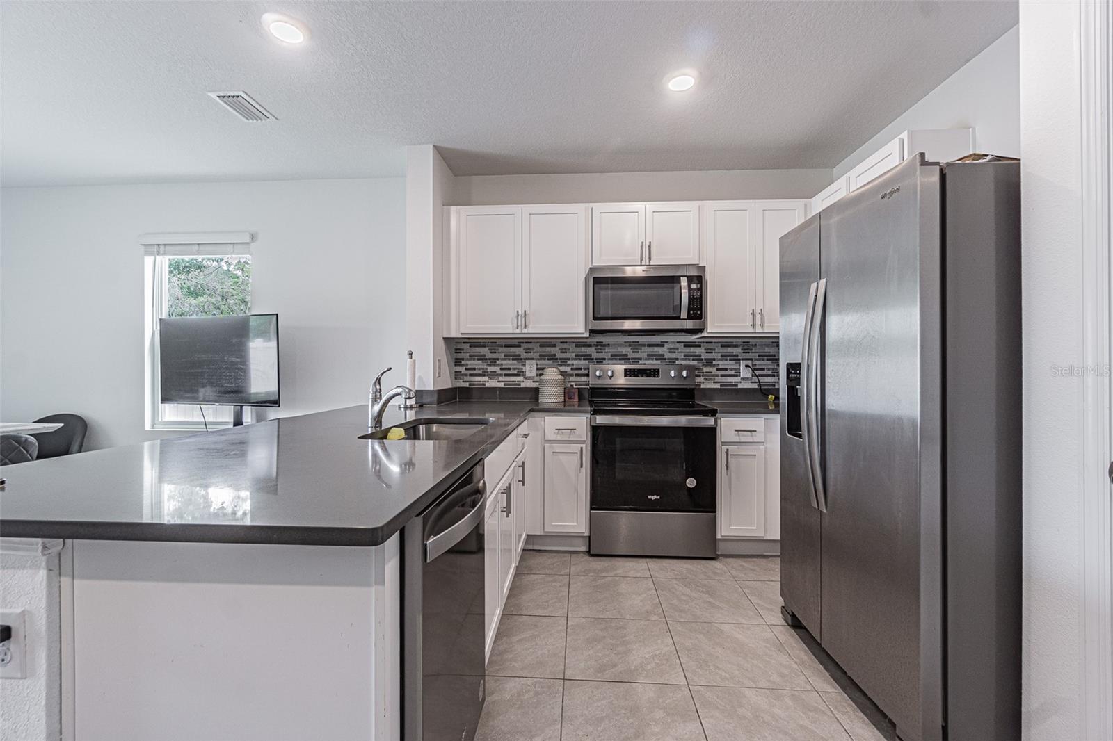 6358 SOPHIE OAKS CT, TAMPA, FL, 33610