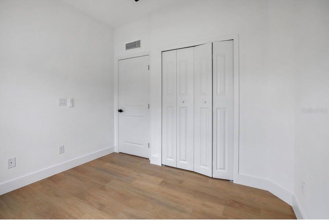 1231 DUNBAR AVE, SANFORD, FL, 32771