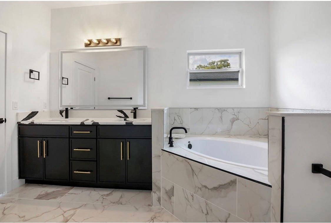 1231 DUNBAR AVE, SANFORD, FL, 32771