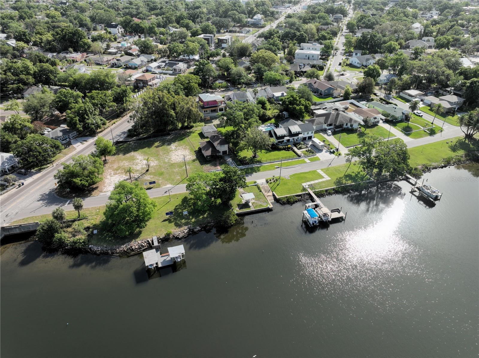 2515 N RIVERSIDE DR, TAMPA, FL, 33602