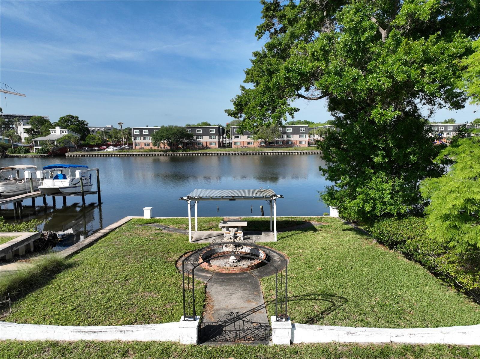 2515 N RIVERSIDE DR, TAMPA, FL, 33602
