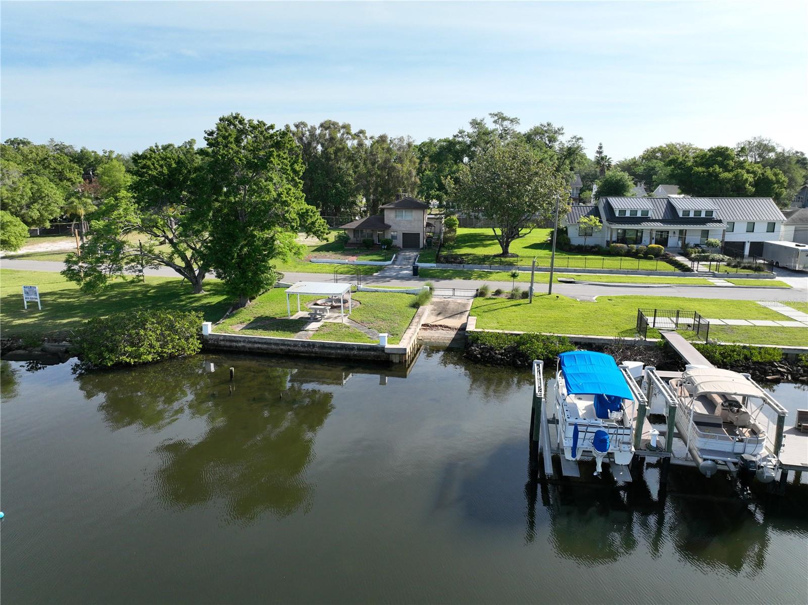 2515 N RIVERSIDE DR, TAMPA, FL, 33602