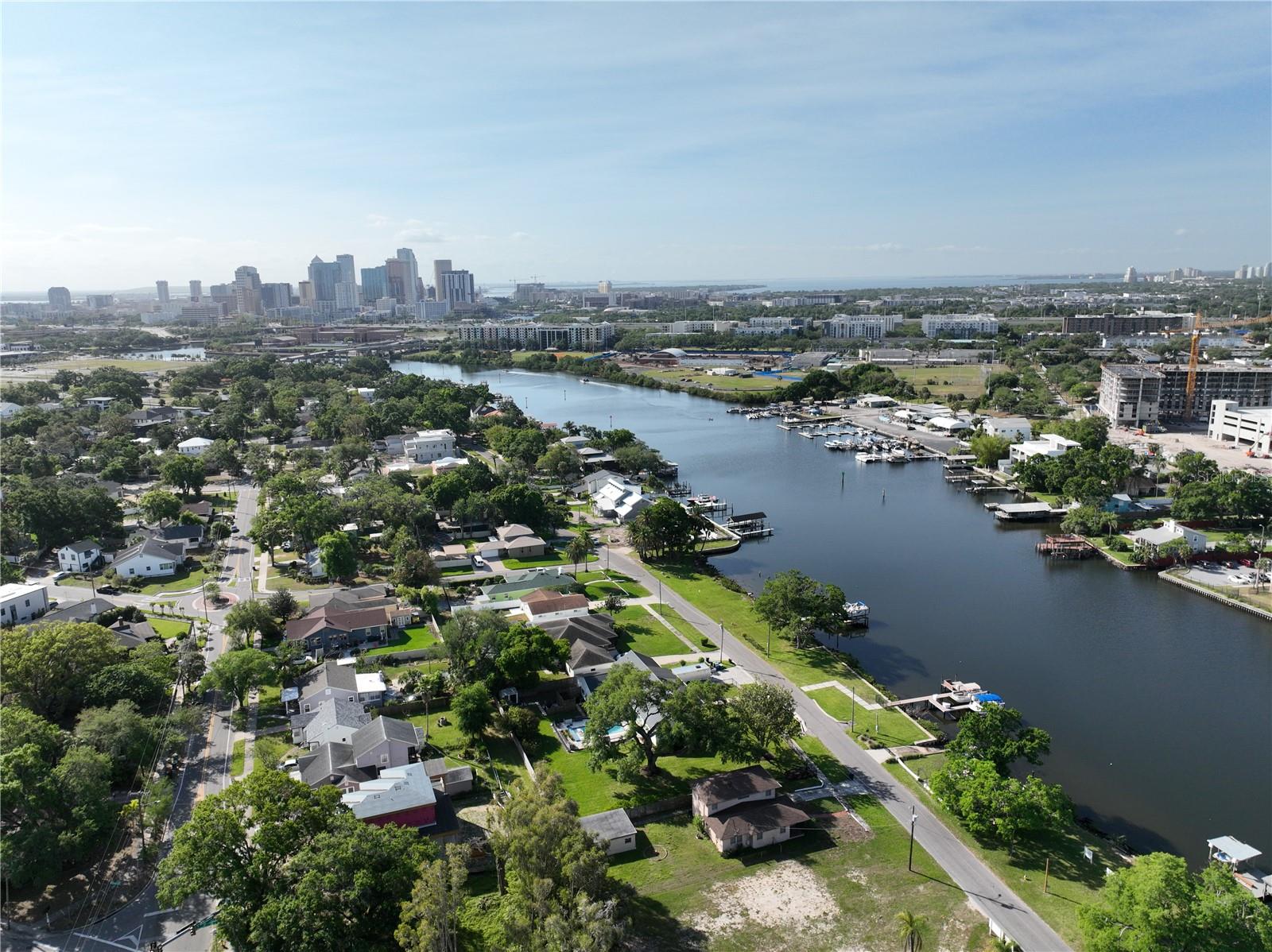 2515 N RIVERSIDE DR, TAMPA, FL, 33602