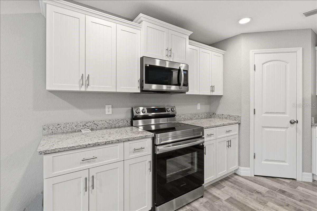 138 SUNNY WAY, ROTONDA WEST, FL, 33947