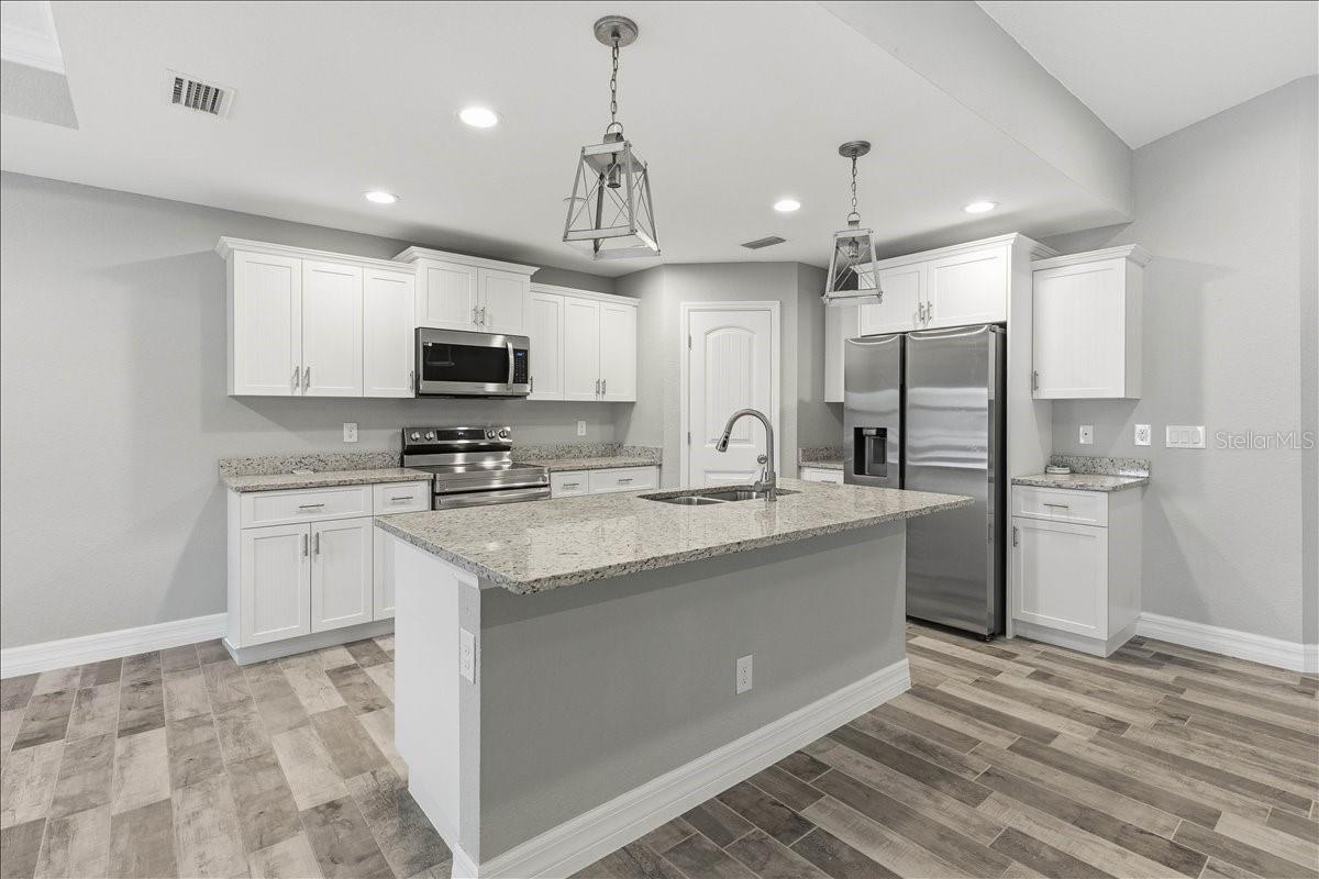 138 SUNNY WAY, ROTONDA WEST, FL, 33947