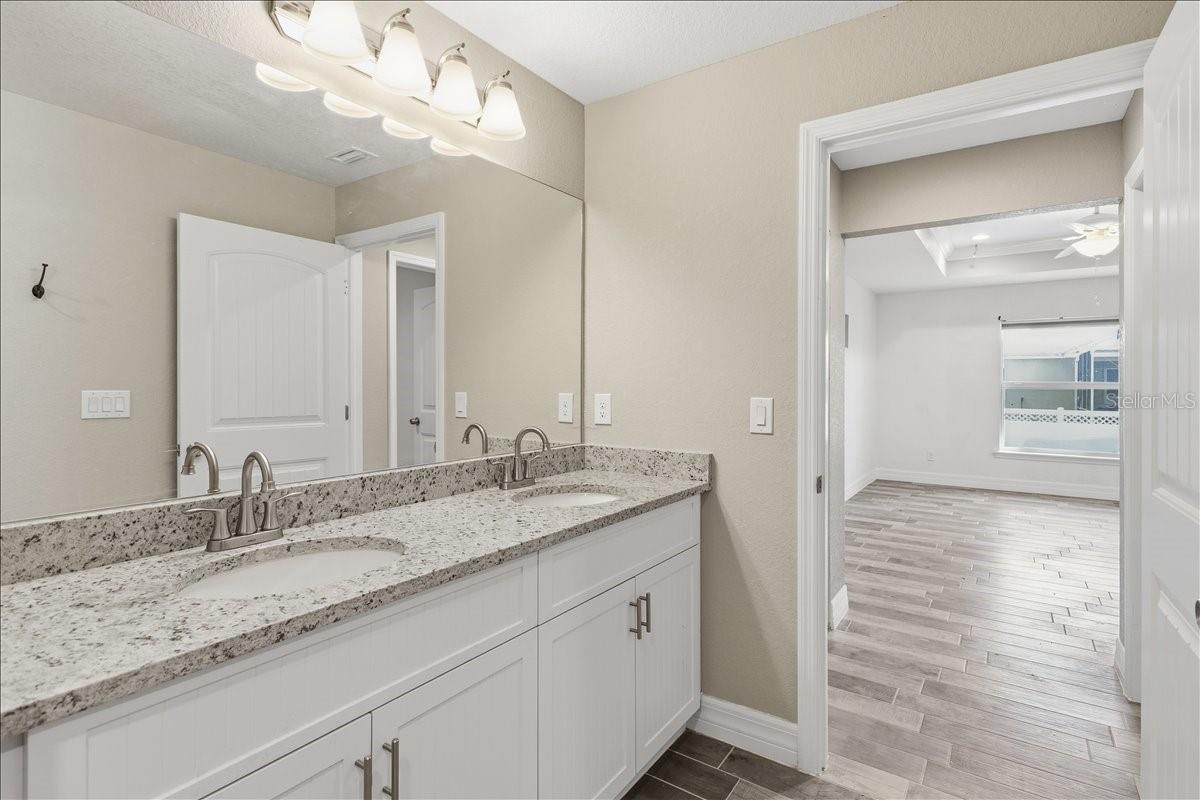 138 SUNNY WAY, ROTONDA WEST, FL, 33947