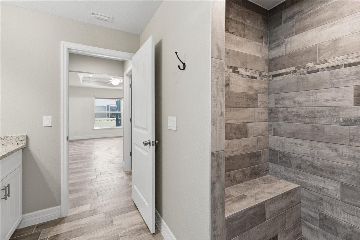 138 SUNNY WAY, ROTONDA WEST, FL, 33947