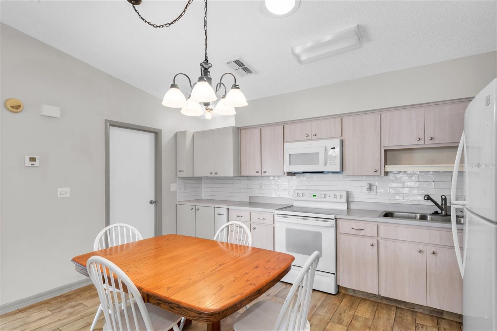 37730 ALISSA DR, ZEPHYRHILLS, FL, 33542