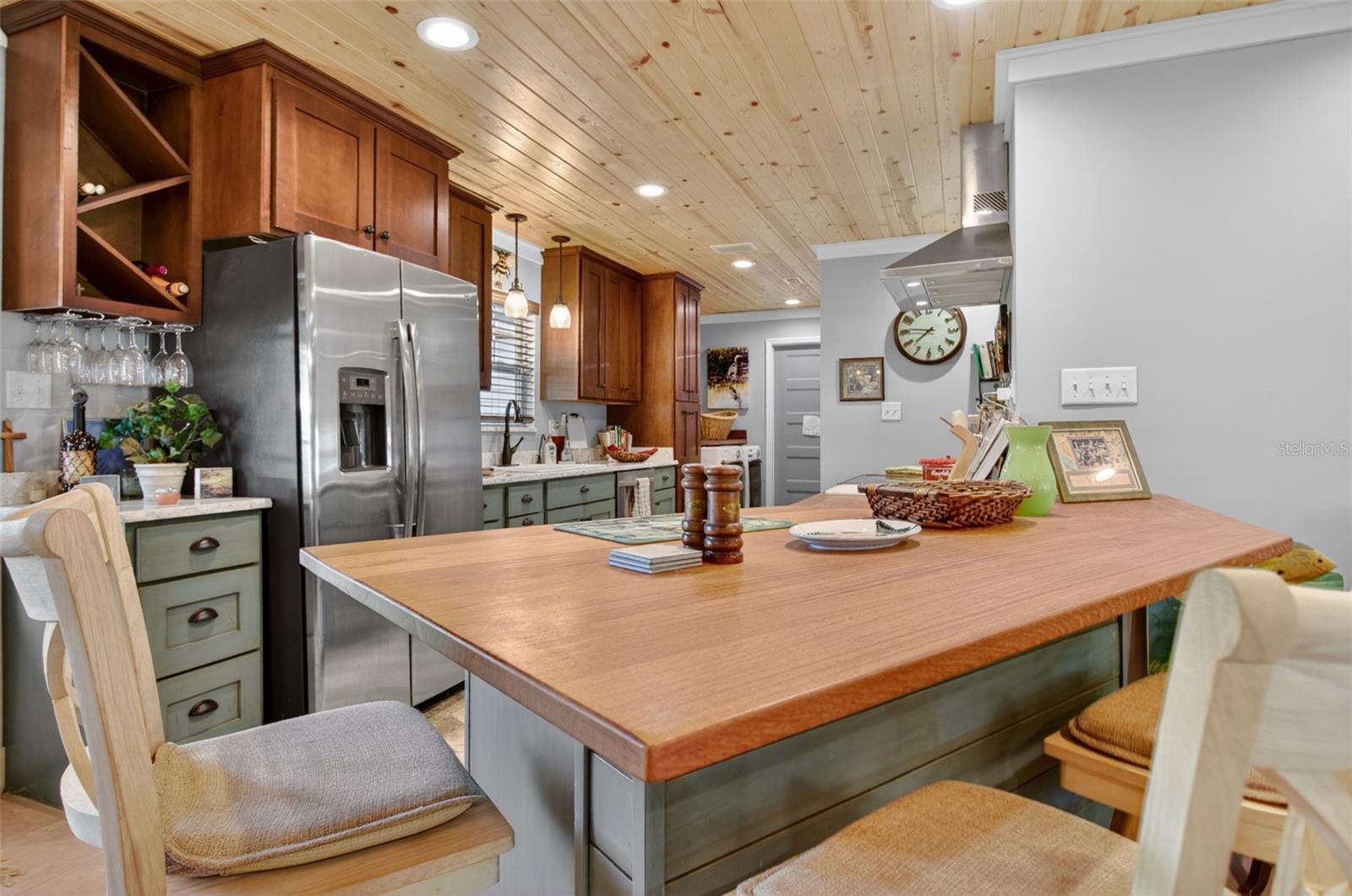 137 & 135 RIVERSIDE DR, SATSUMA, FL, 32189