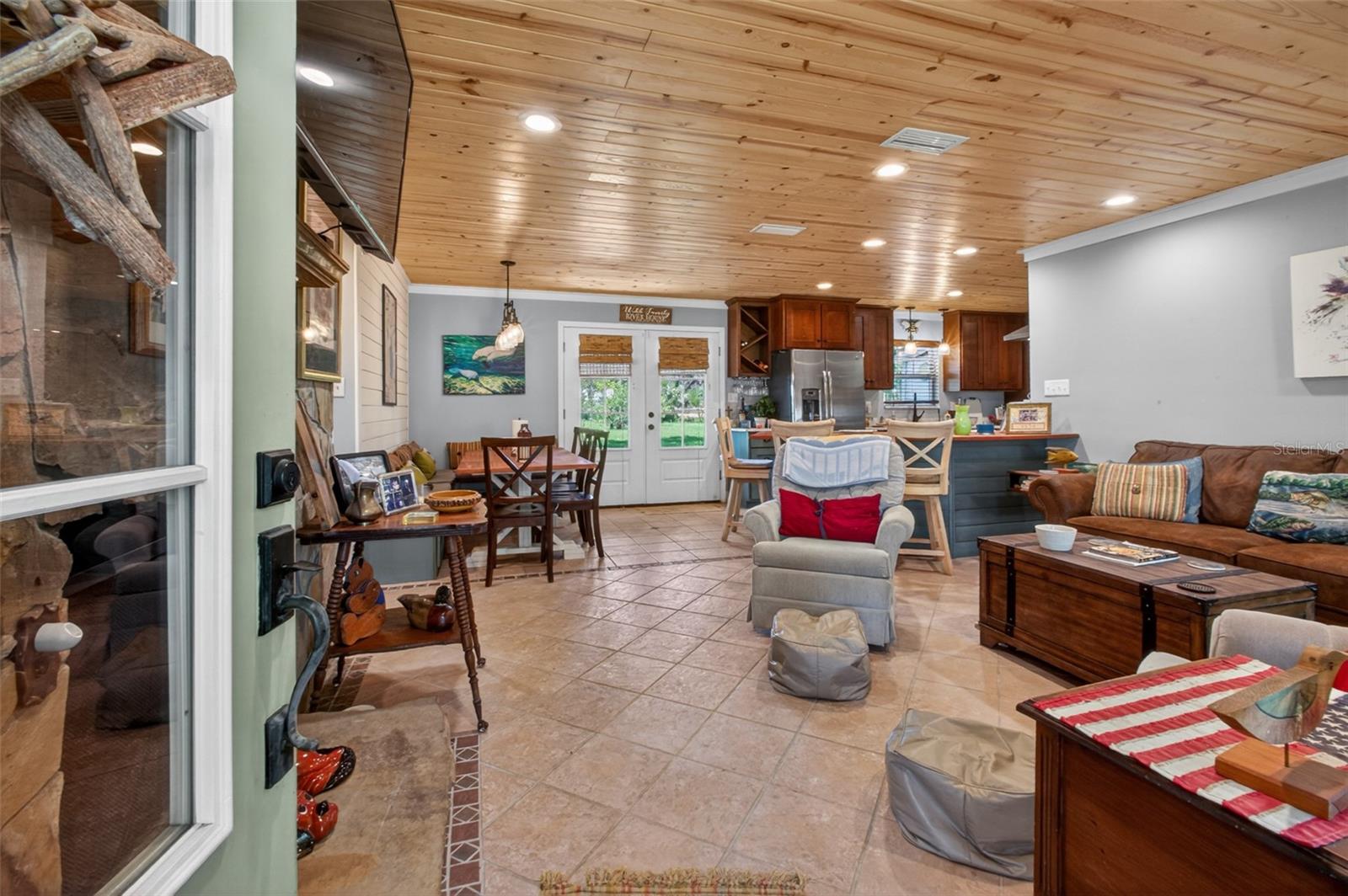 137 & 135 RIVERSIDE DR, SATSUMA, FL, 32189