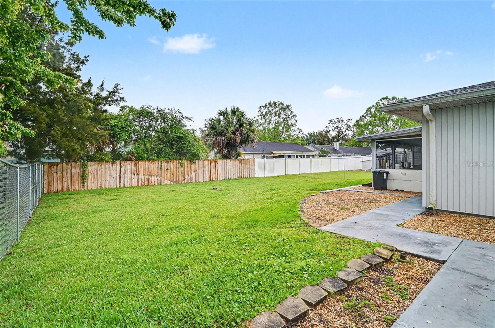 527 LAND O LAKES CT, DELAND, FL, 32724