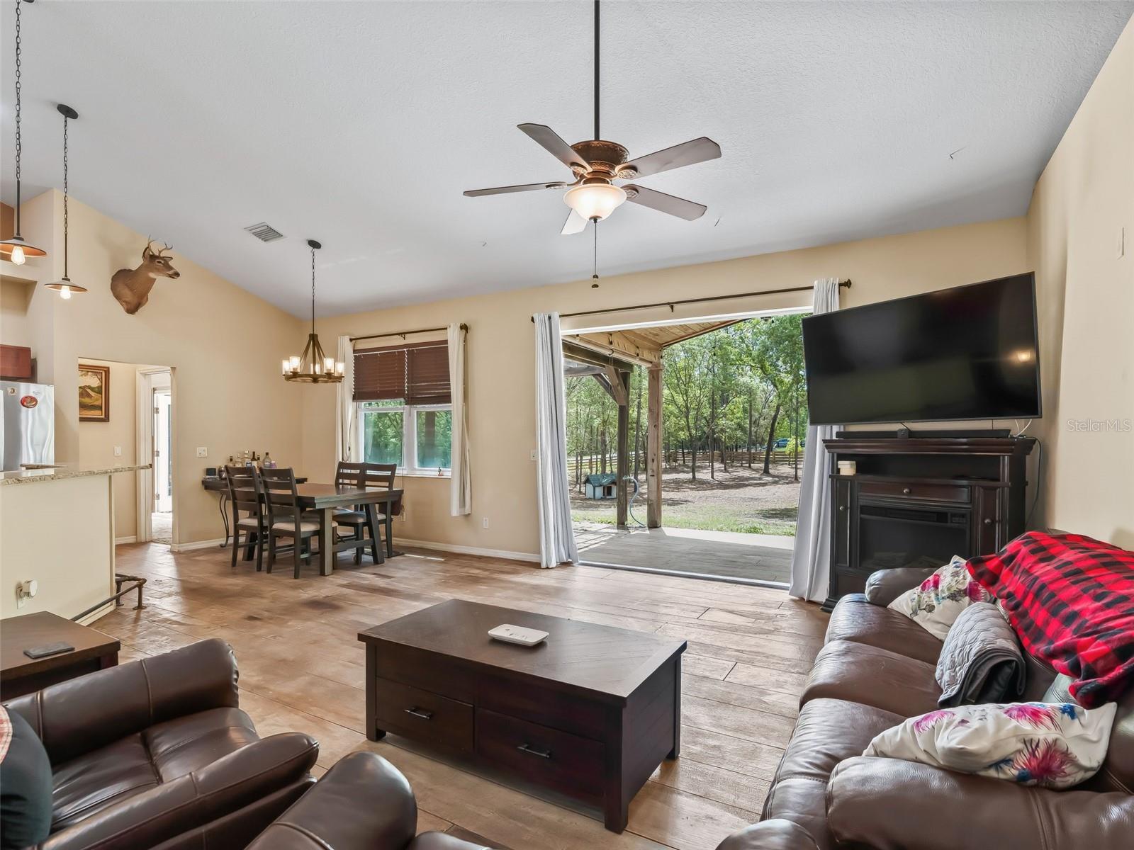 2187 COUNTY ROAD 243C, WILDWOOD, FL, 34785