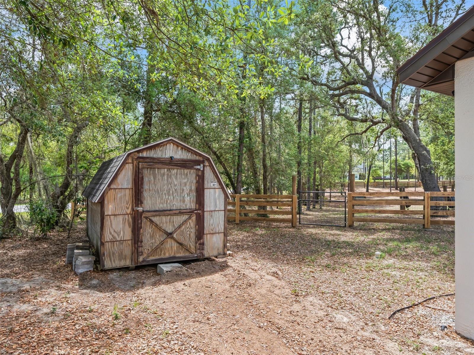 2187 COUNTY ROAD 243C, WILDWOOD, FL, 34785