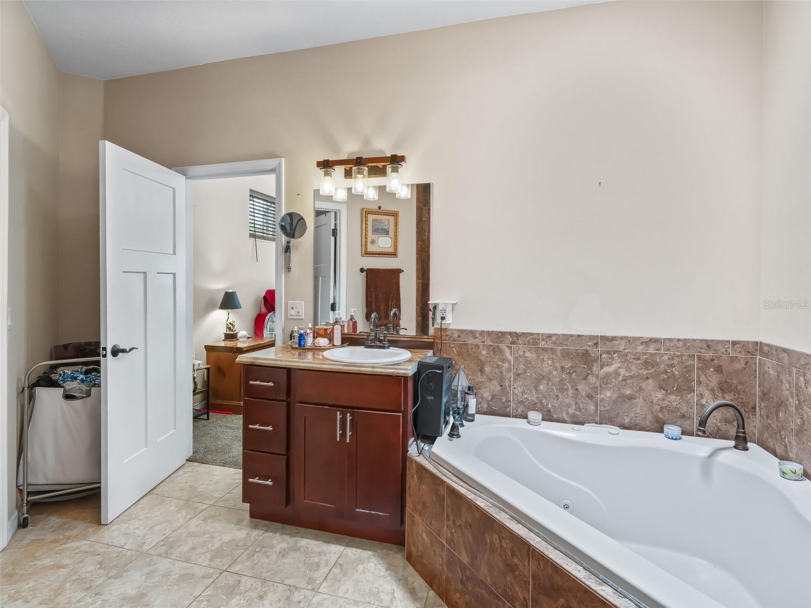 2187 COUNTY ROAD 243C, WILDWOOD, FL, 34785