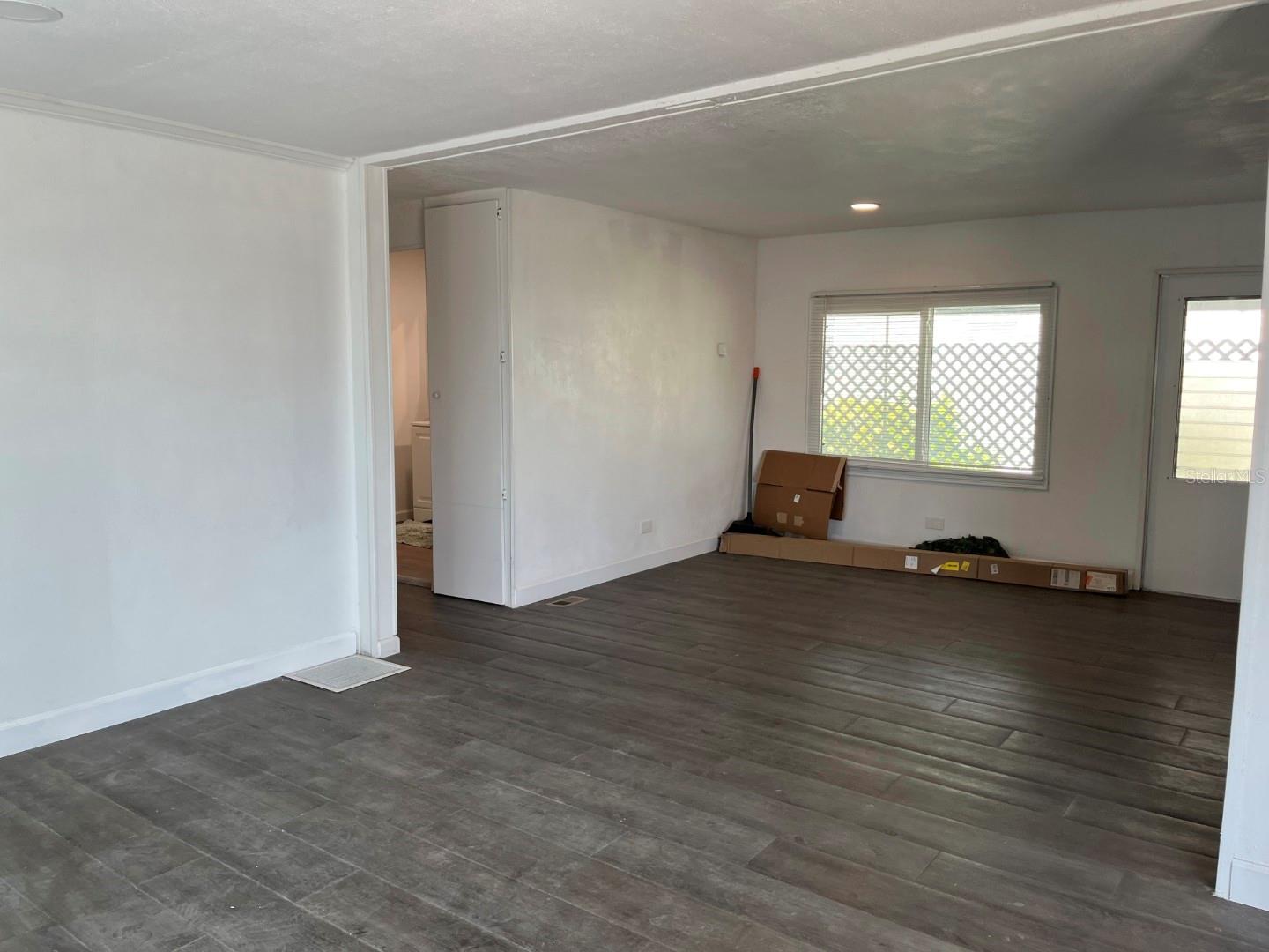 2505 E BAY DR #77, LARGO, FL, 33771