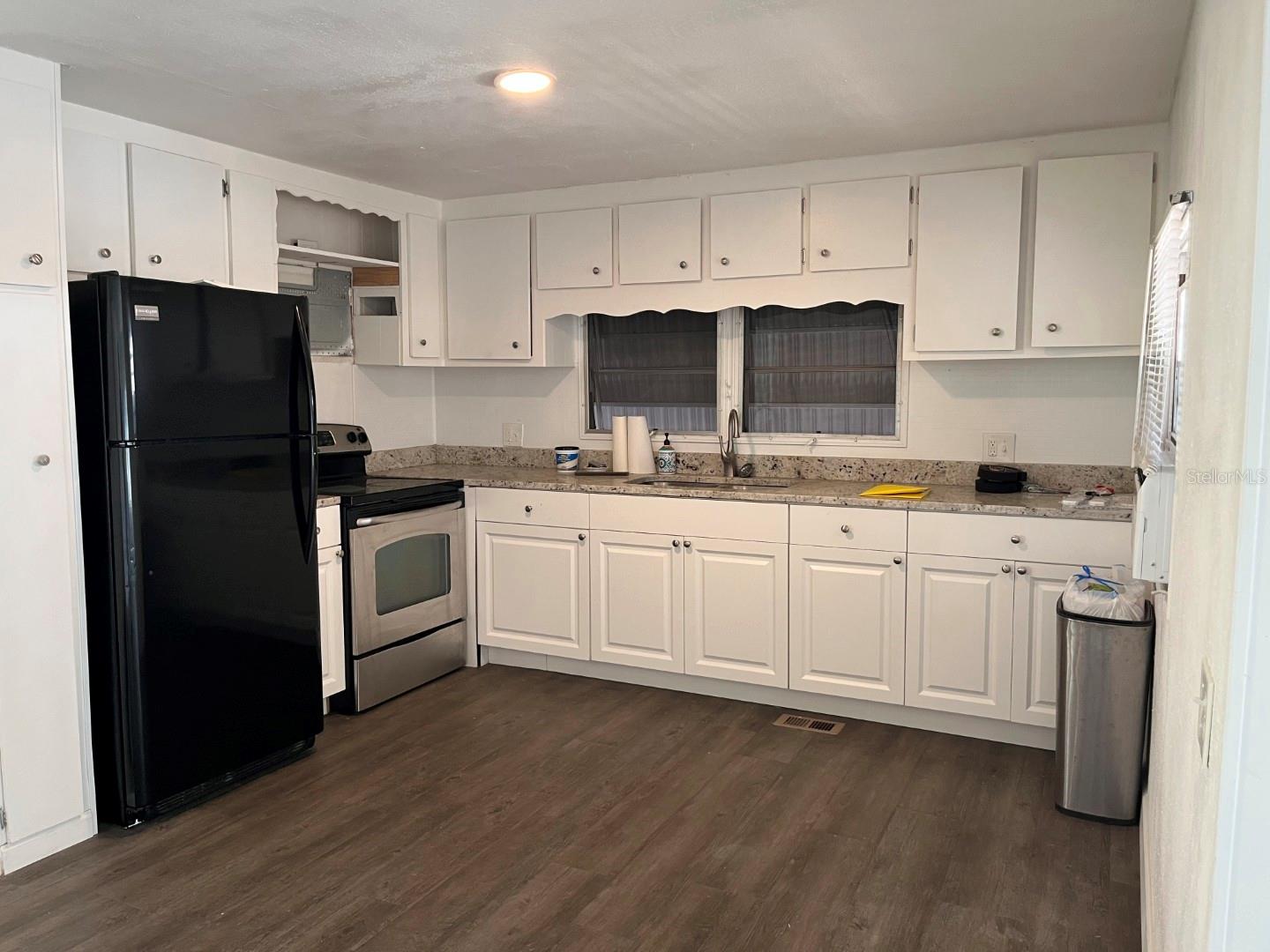 2505 E BAY DR #77, LARGO, FL, 33771