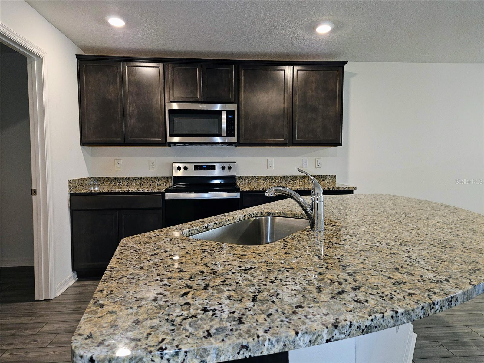 5316 COMPANION LN, TAMPA, FL, 33619