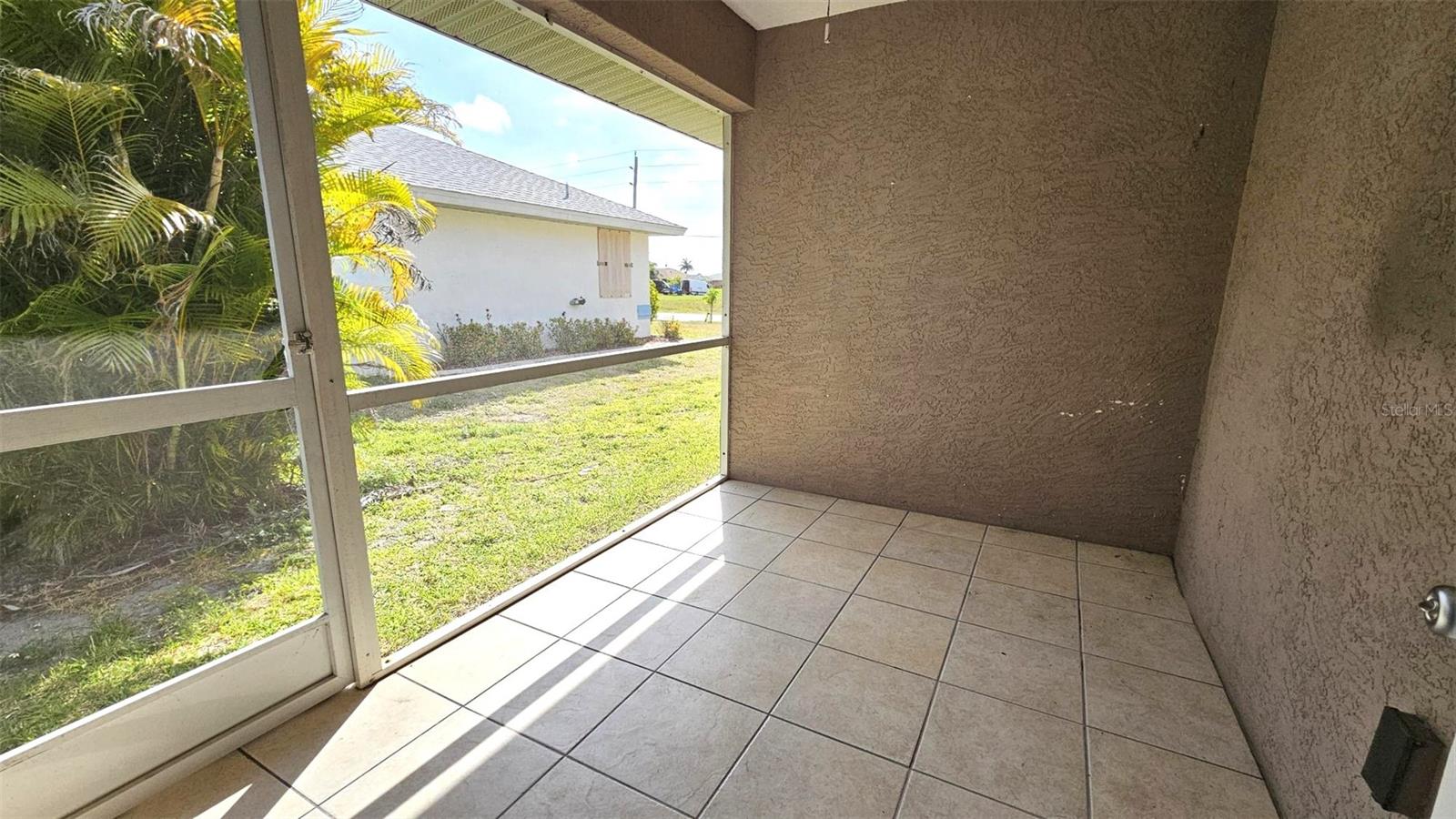309 BOUNDARY BLVD #B, ROTONDA WEST, FL, 33947