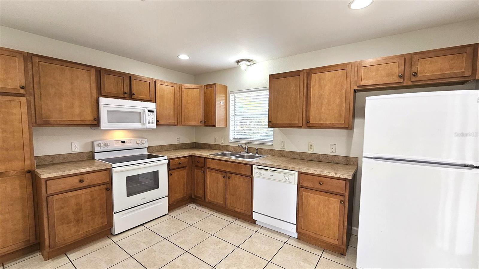 309 BOUNDARY BLVD #B, ROTONDA WEST, FL, 33947