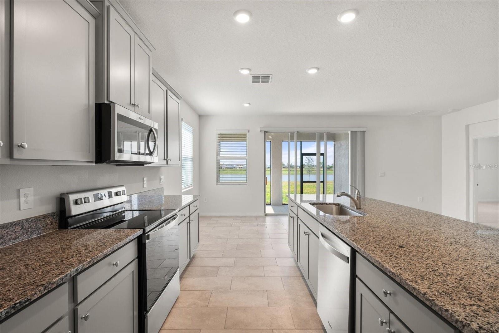 17738 PASTURELAND AVE, LAKEWOOD RANCH, FL, 34211