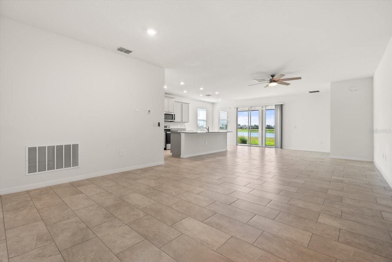 17738 PASTURELAND AVE, LAKEWOOD RANCH, FL, 34211