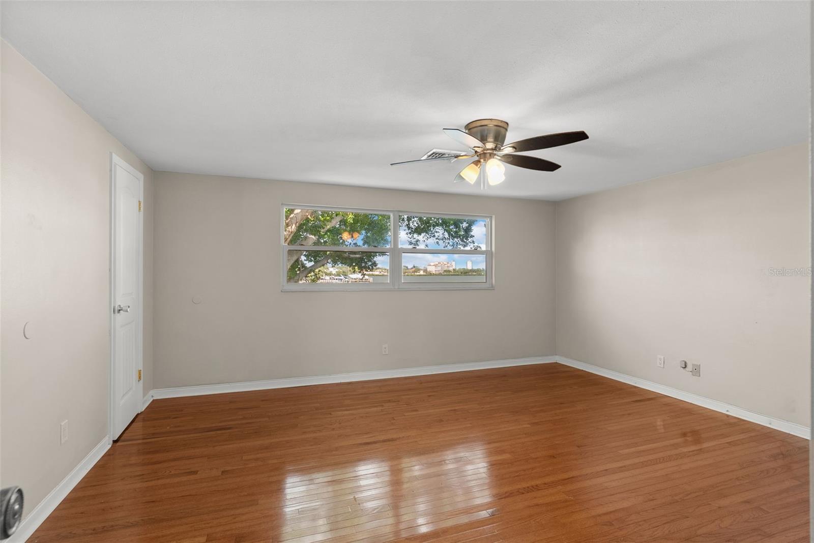 7887 9TH AVE S, ST PETERSBURG, FL, 33707