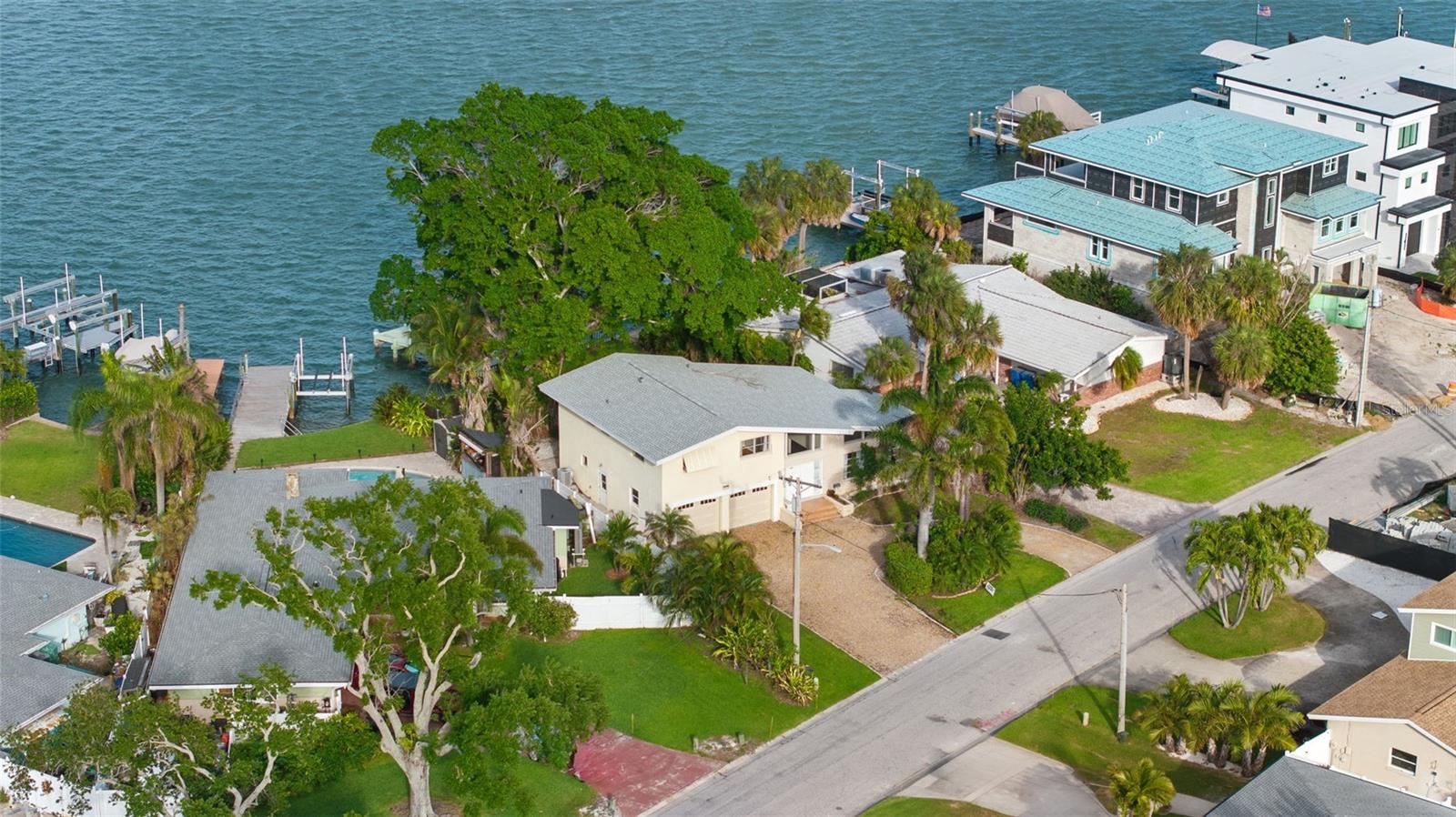 7887 9TH AVE S, ST PETERSBURG, FL, 33707