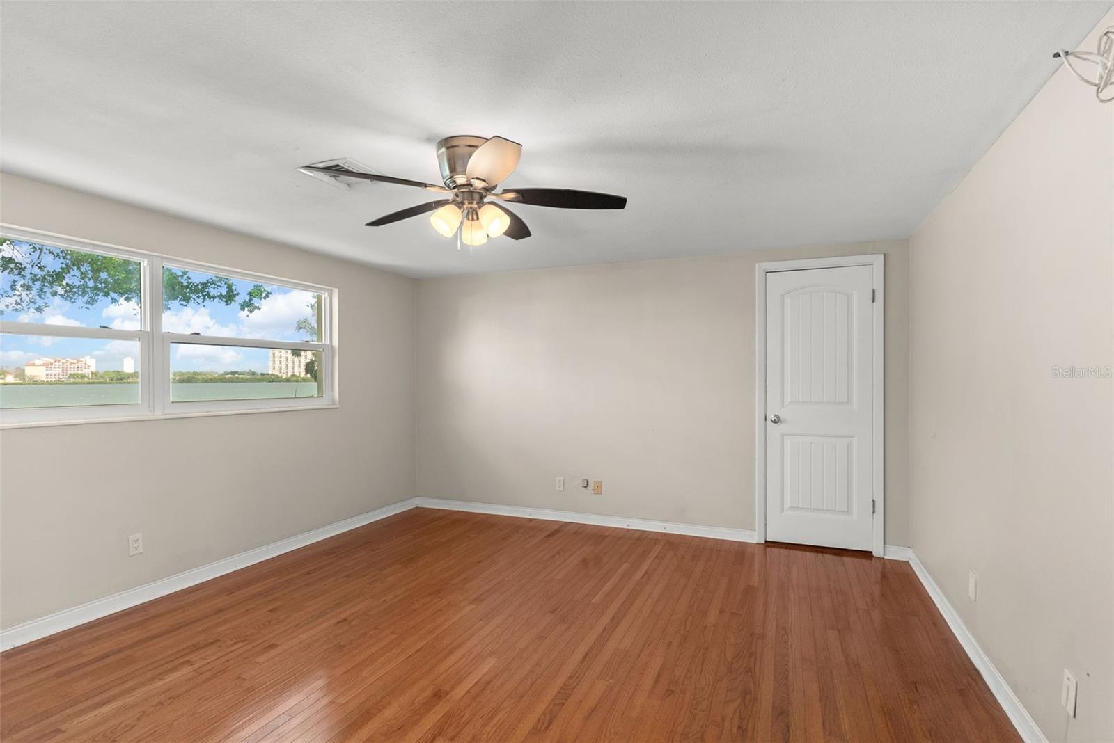 7887 9TH AVE S, ST PETERSBURG, FL, 33707