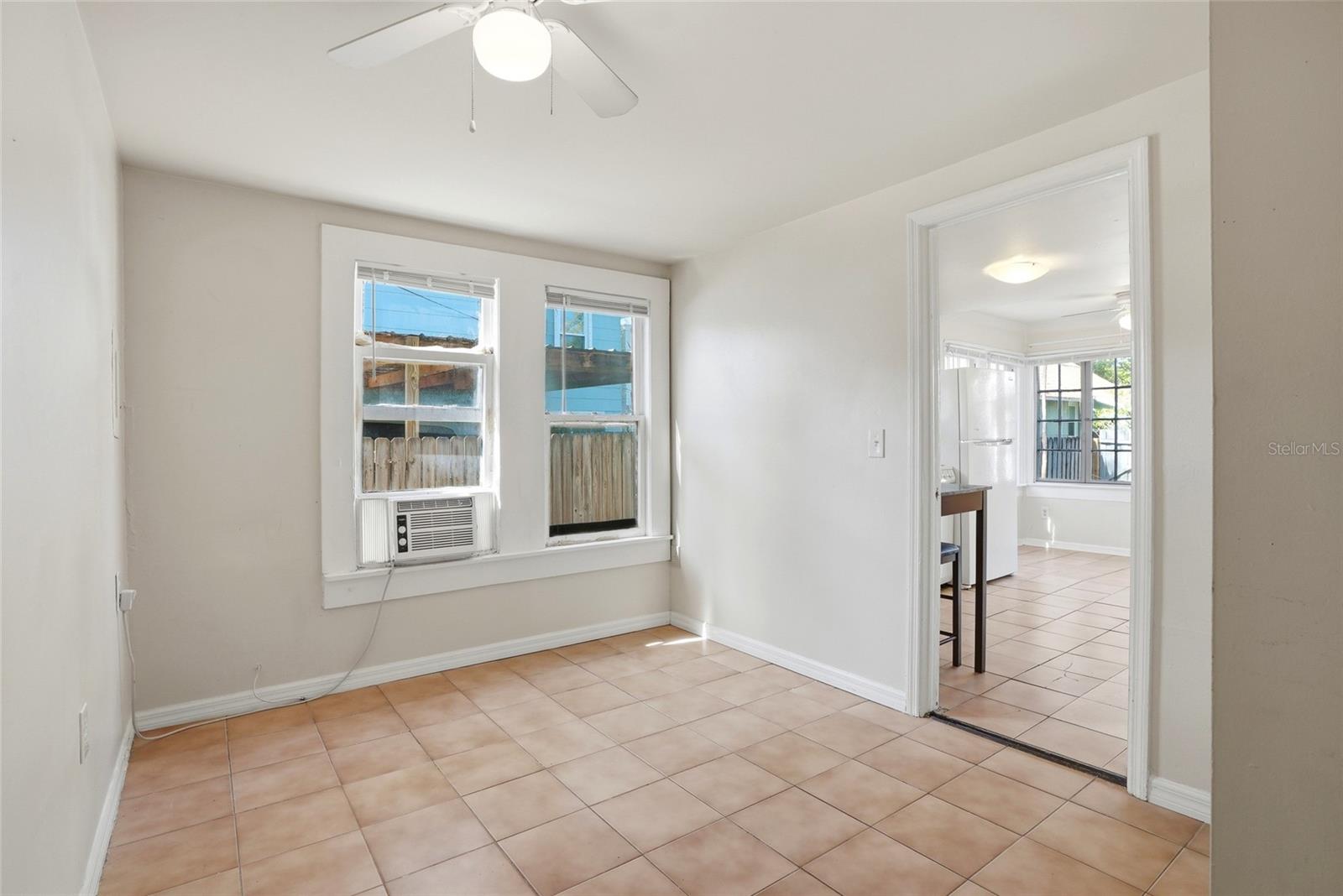 725 8TH ST N #1, ST PETERSBURG, FL, 33701