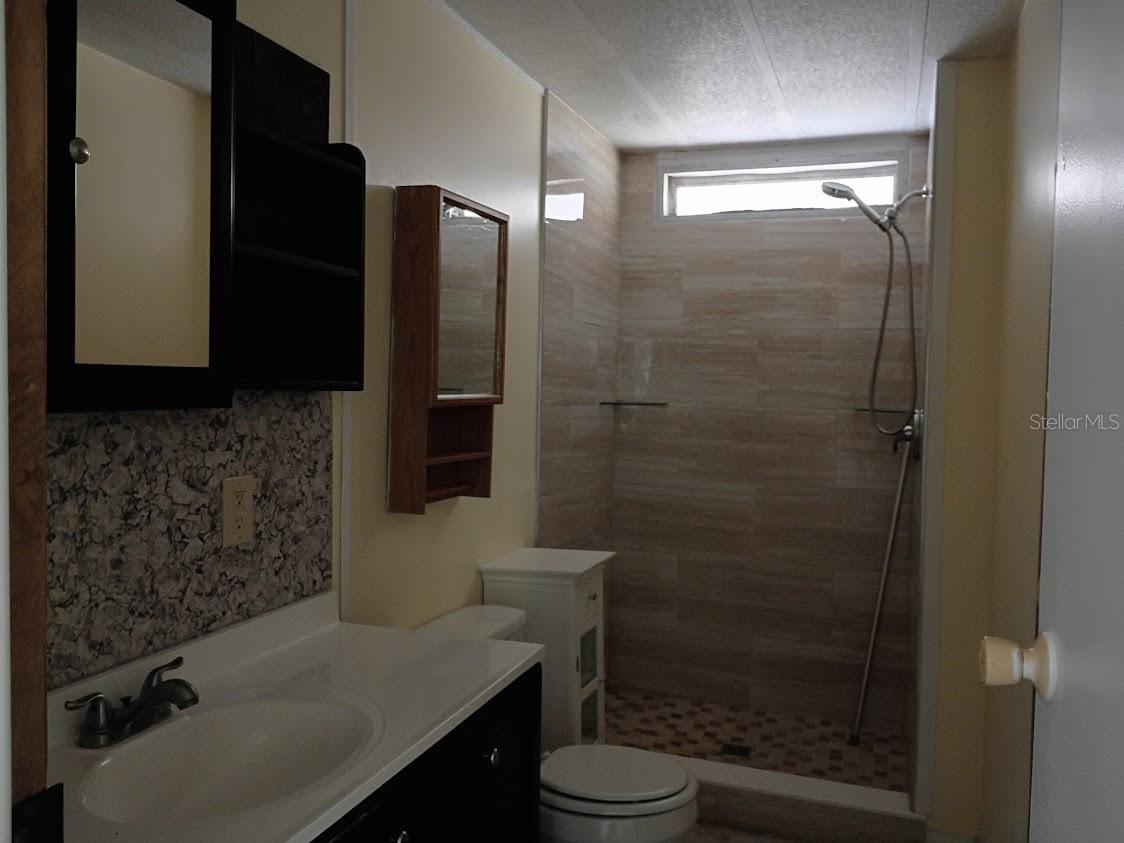 10411 RATELL AVE, GIBSONTON, FL, 33534