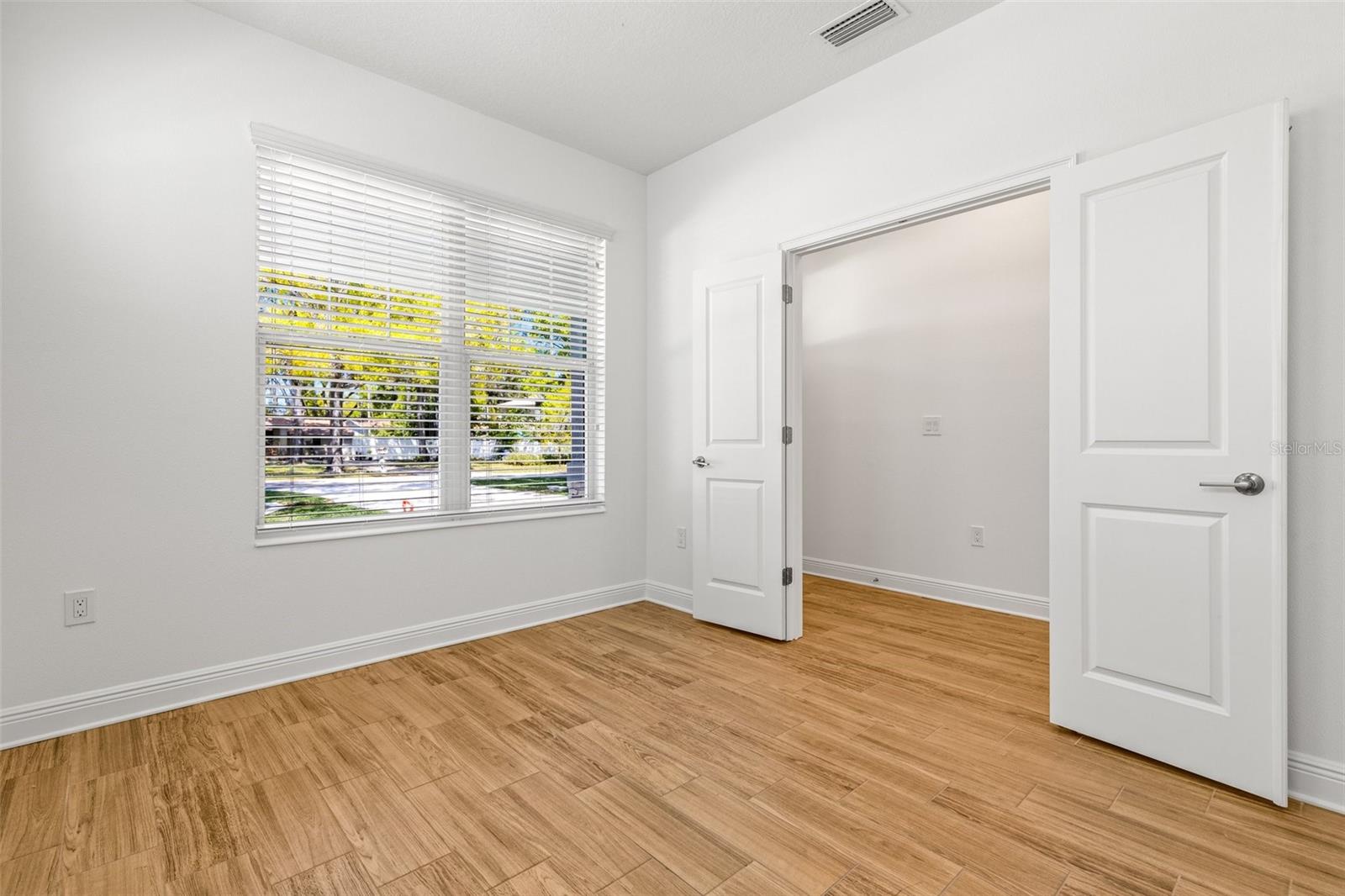 4629 WISHART BLVD, TAMPA, FL, 33603