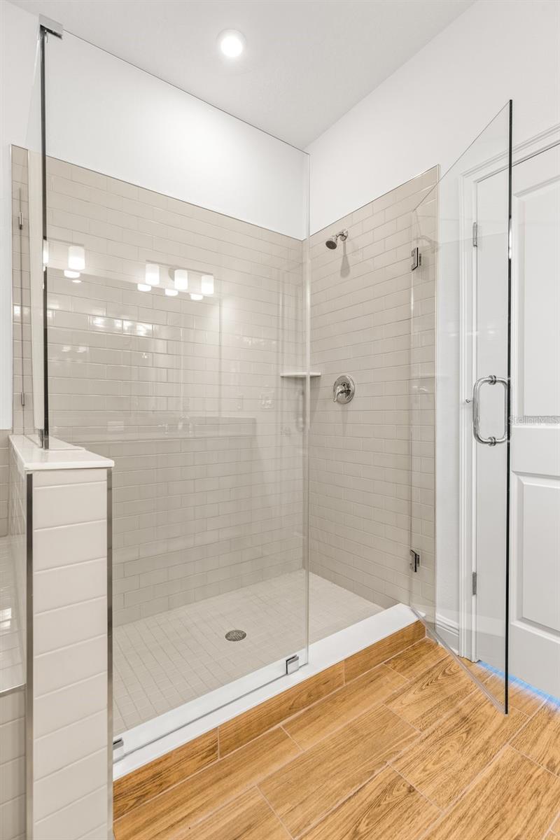 4629 WISHART BLVD, TAMPA, FL, 33603