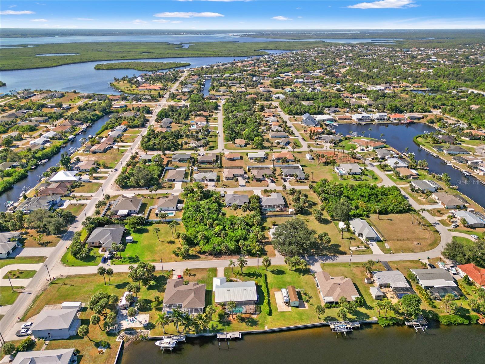 18254 BRACKEN CIR, PORT CHARLOTTE, FL, 33948