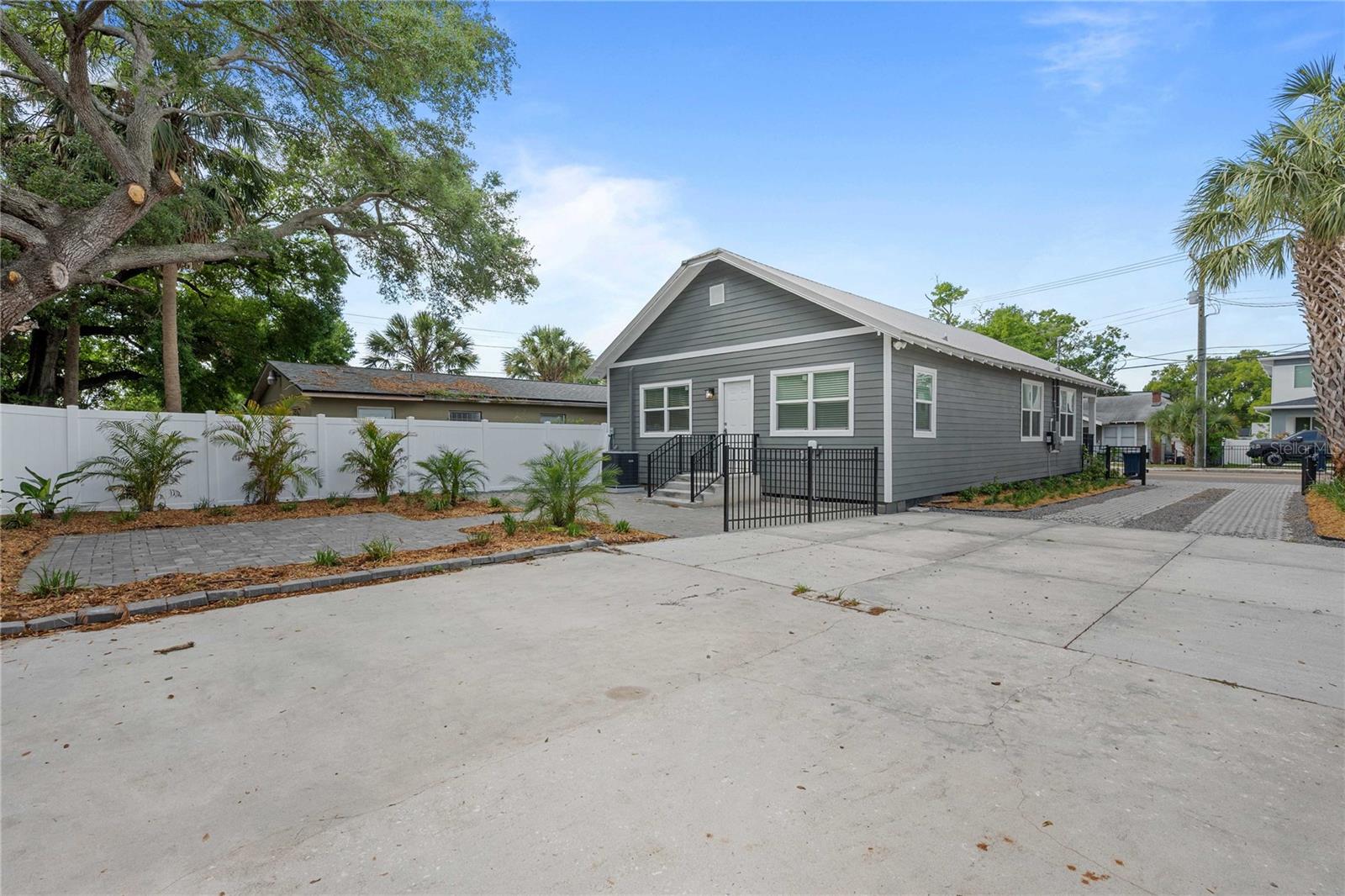 2203 N BOULEVARD, TAMPA, FL, 33602