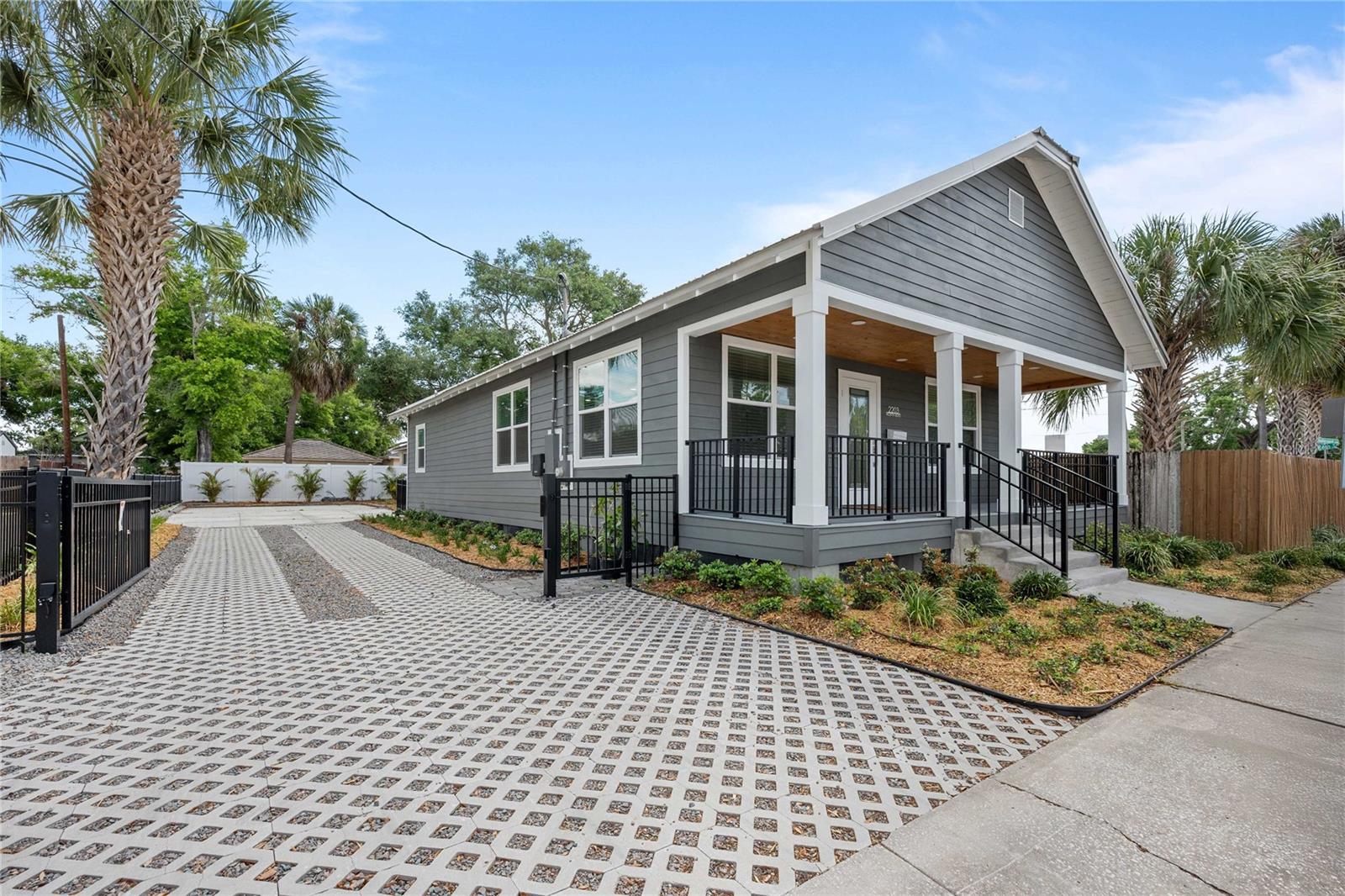 2203 N BOULEVARD, TAMPA, FL, 33602