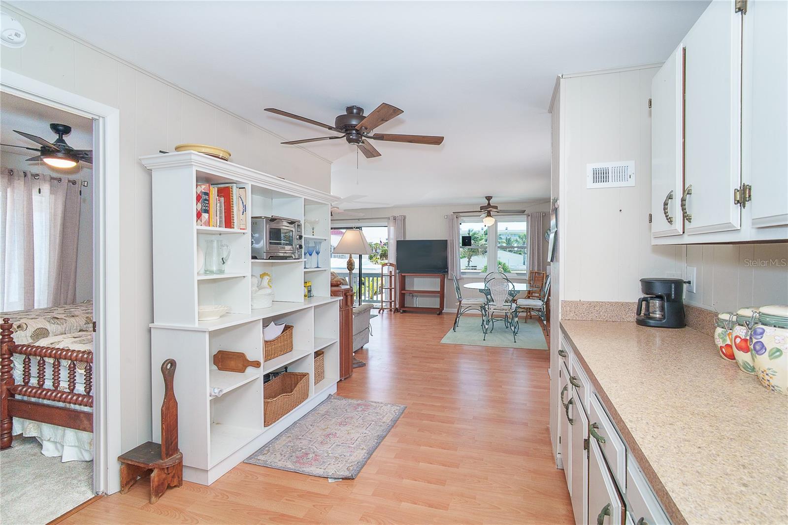 50 FRIENDSHIP LN, ENGLEWOOD, FL, 34223