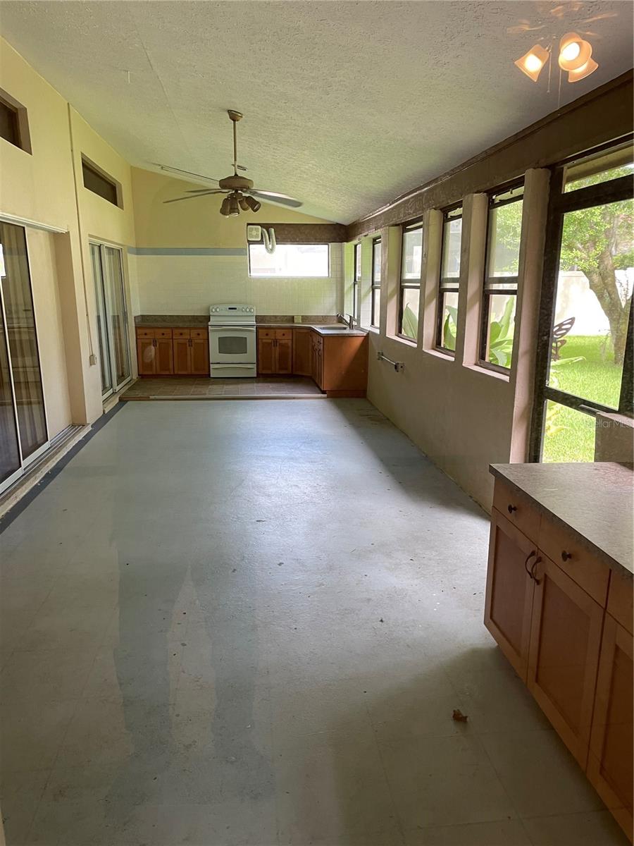 3007 FOREST CLUB DR, PLANT CITY, FL, 33566