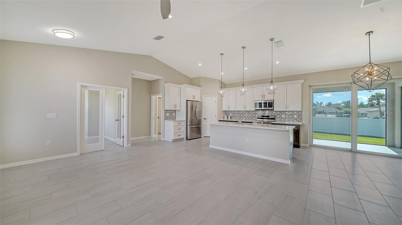 6227 TROPICAIRE BLVD, NORTH PORT, FL, 34291