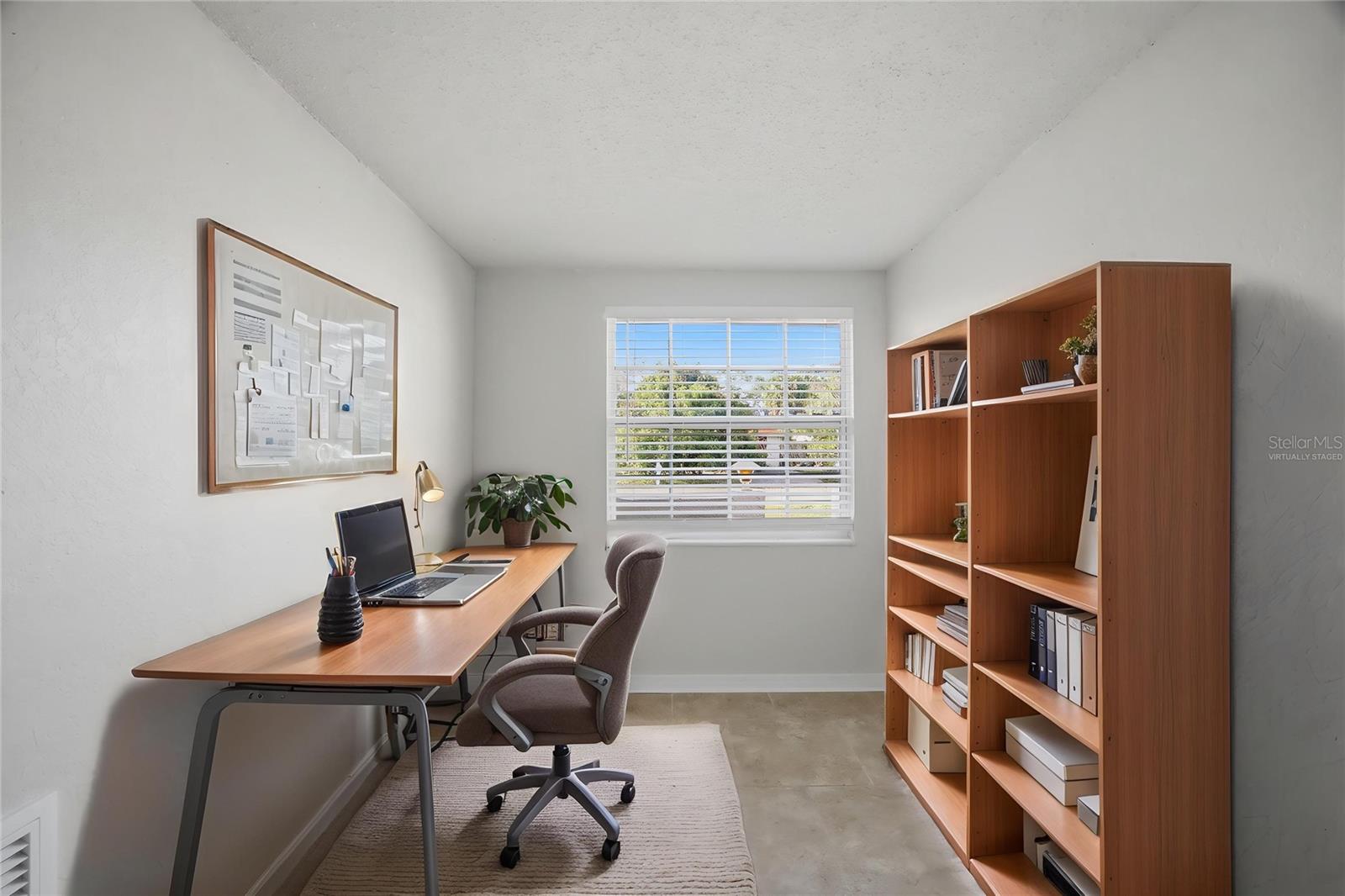 This photo has been Virtually Staged.