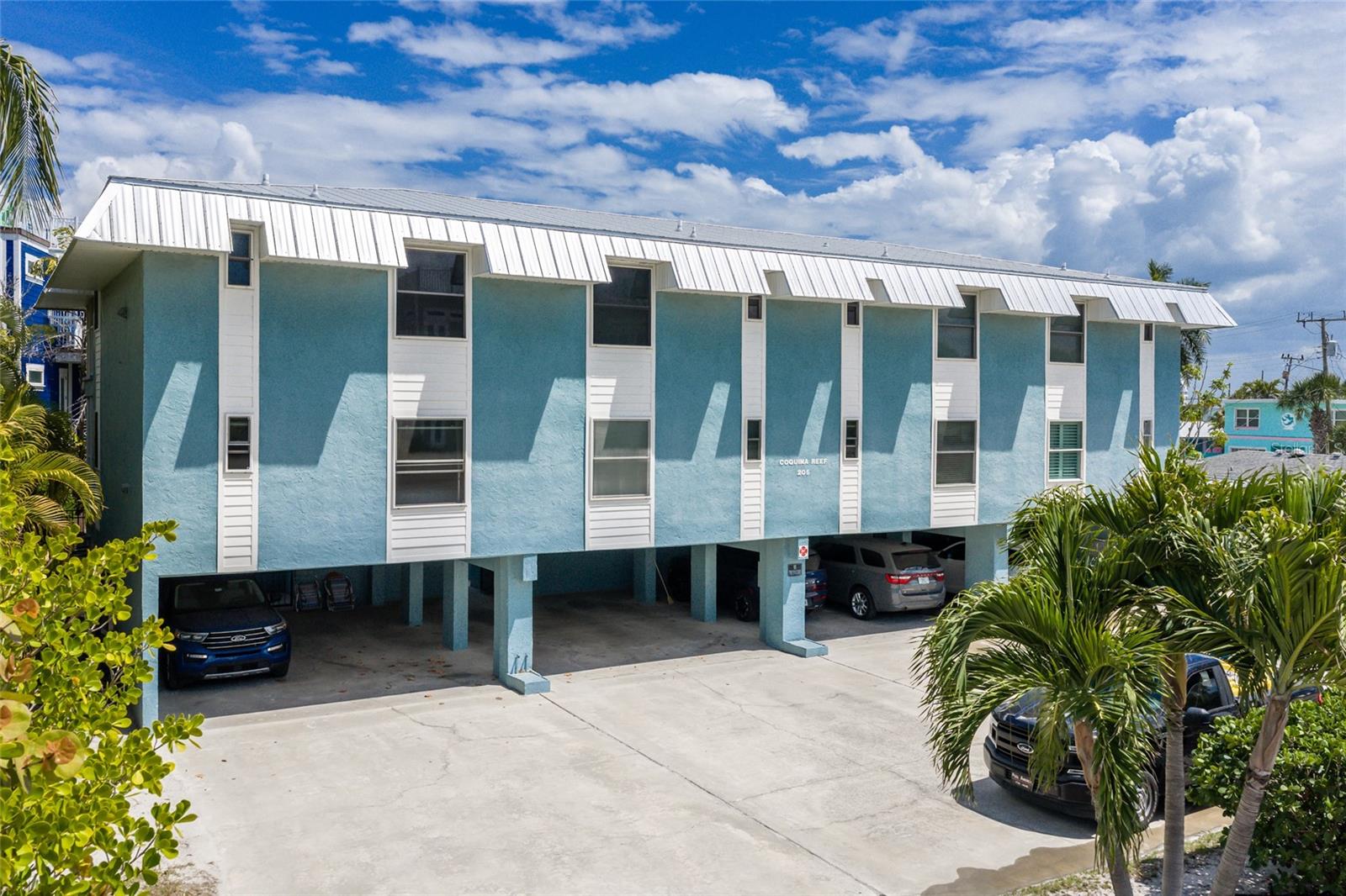 205 HIGHLAND AVE #2, BRADENTON BEACH, FL, 34217